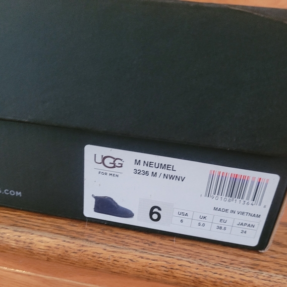 Ugg Men's Neumel boots size 6 - Picture 6 of 6